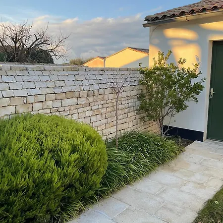 Maison De Standing Style Rethais