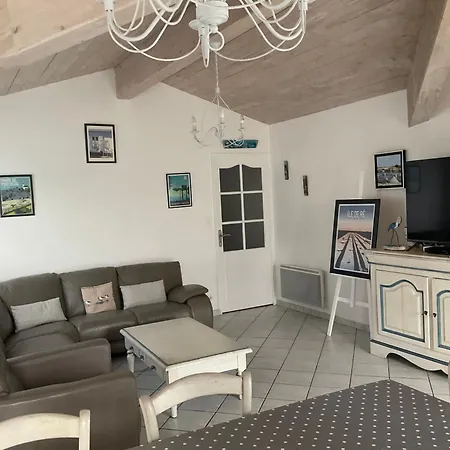 Maison De Standing Style Rethais