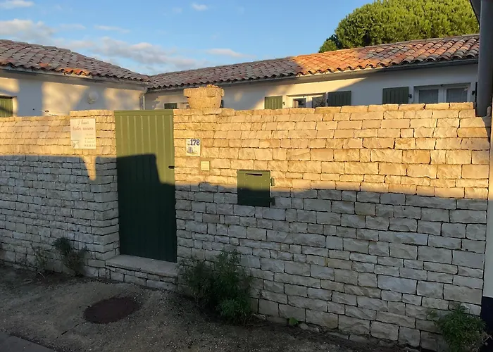 بيت للعطل Maison De Standing Style Rethais لو بوا بلاج أو ر